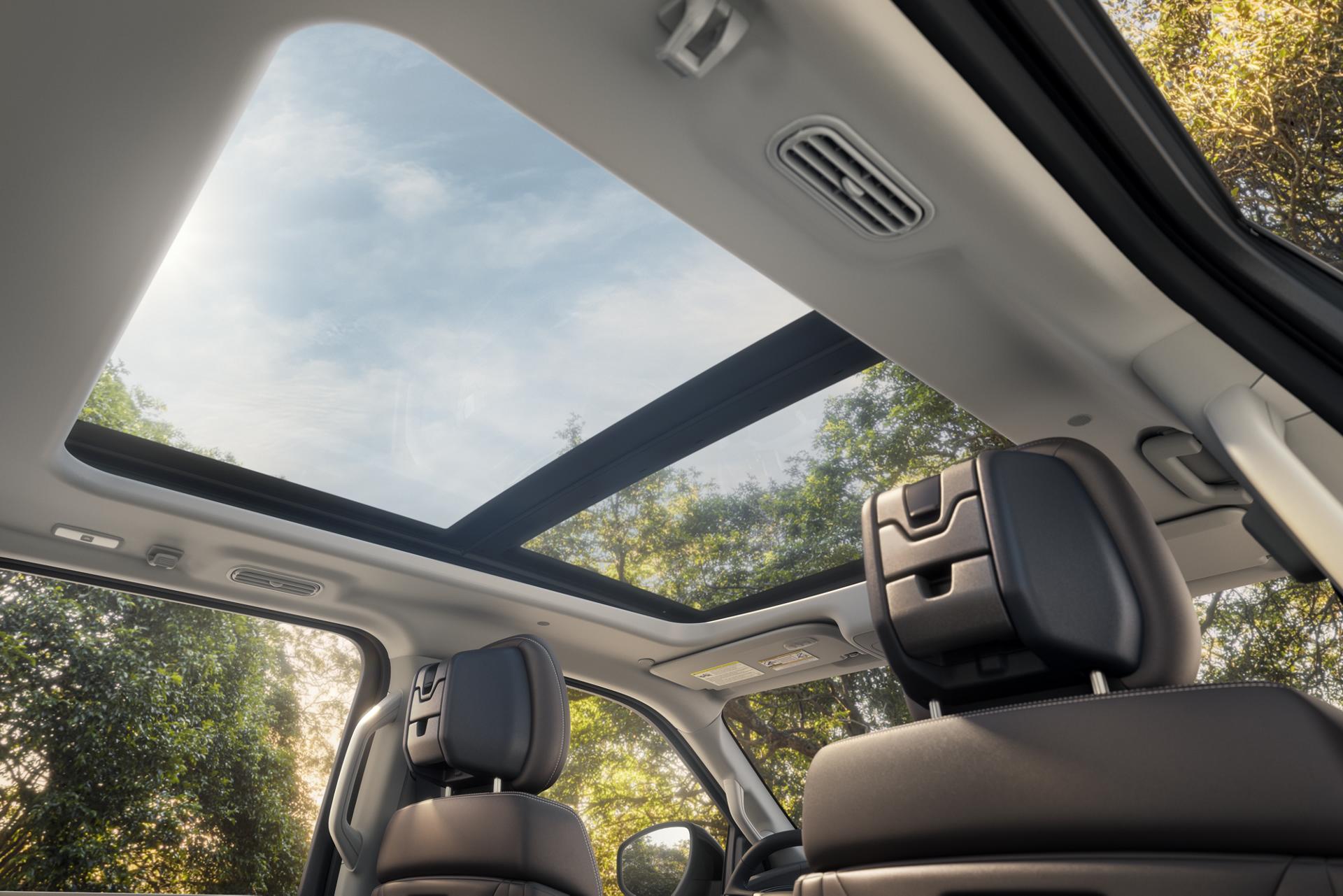 2026 Ford Expedition® SUV available panoramic Vista Roof®
