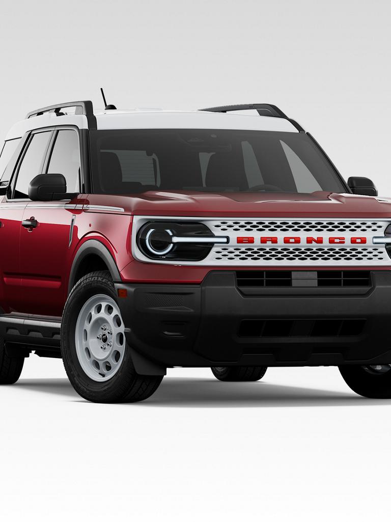 2026 Ford Bronco Sport® Oxford White grille with red lettering