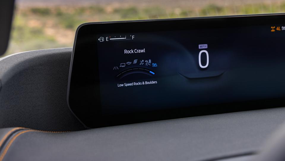 2026 Ford Expedition® Tremor® SUV showing Rock Crawl mode on the 24-inch panoramic display