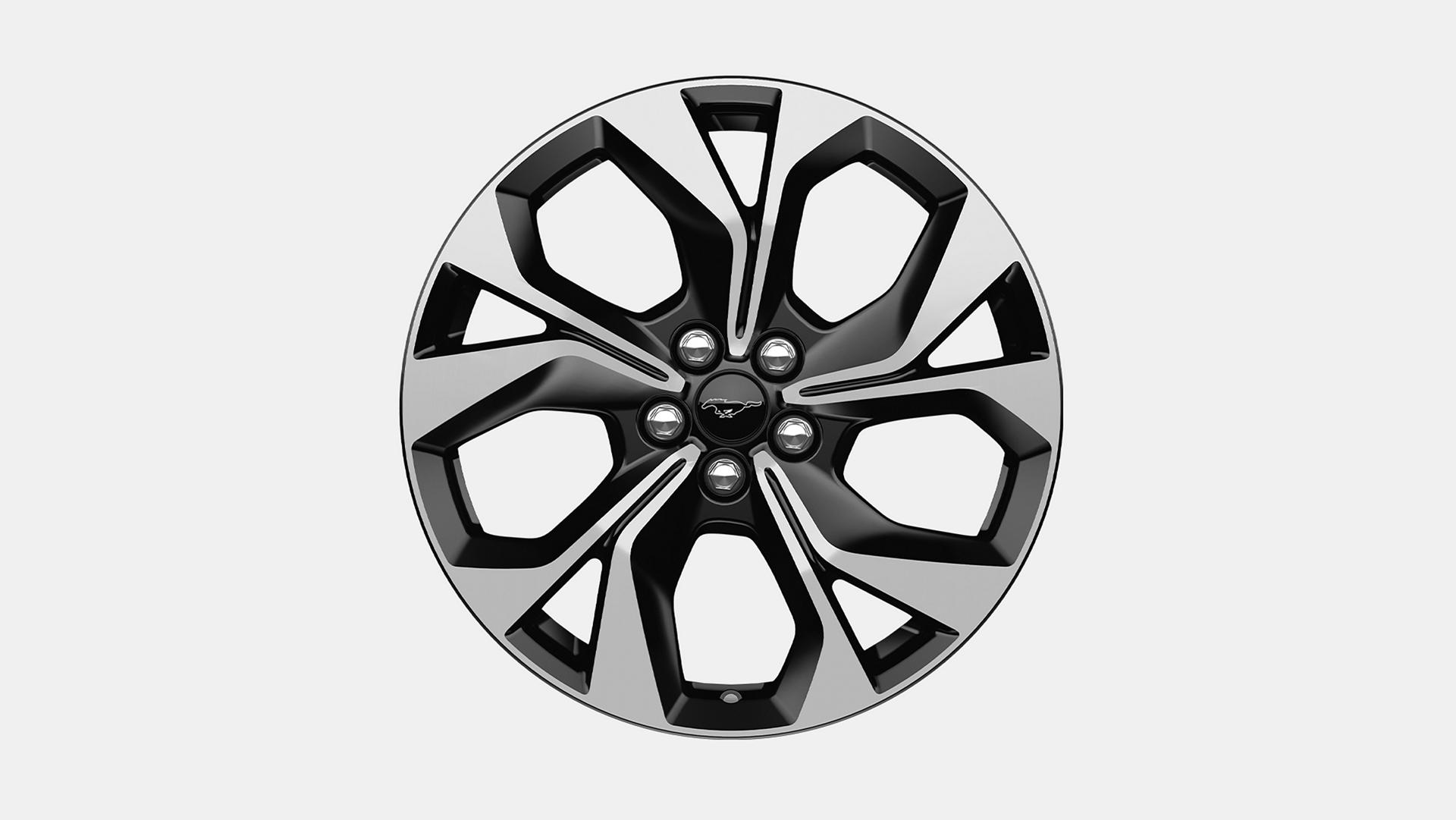 19" machined-face aluminum wheels with black-painted pockets