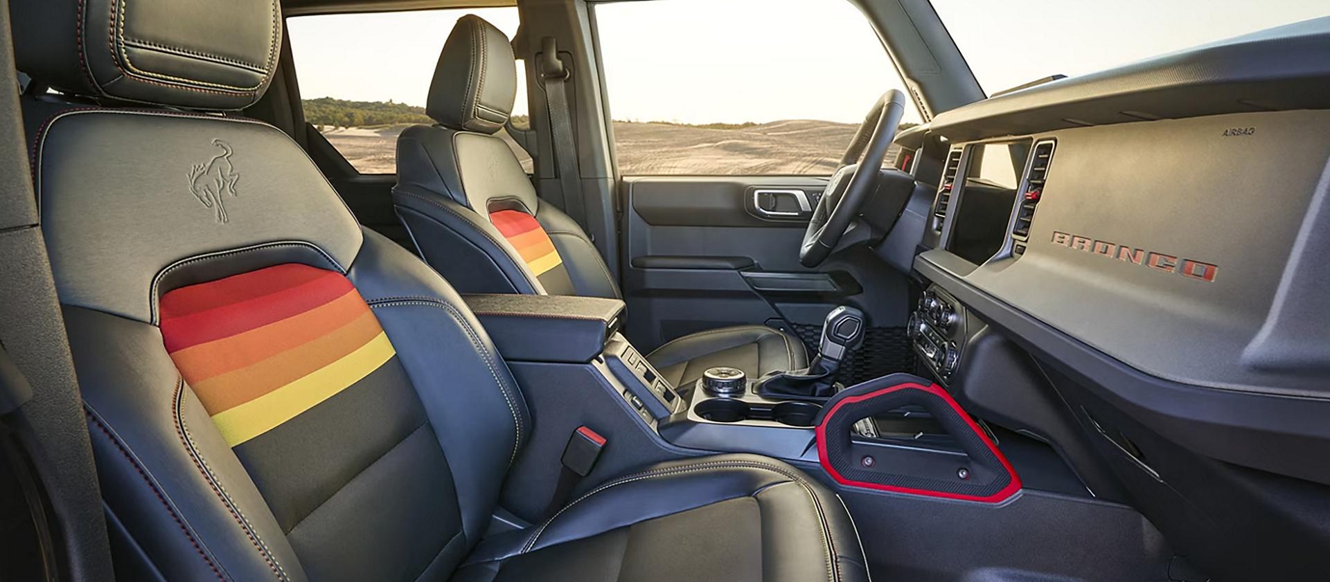 The interior of a 2025 Ford Bronco® SUV with the Free Wheeling® appearance package installed