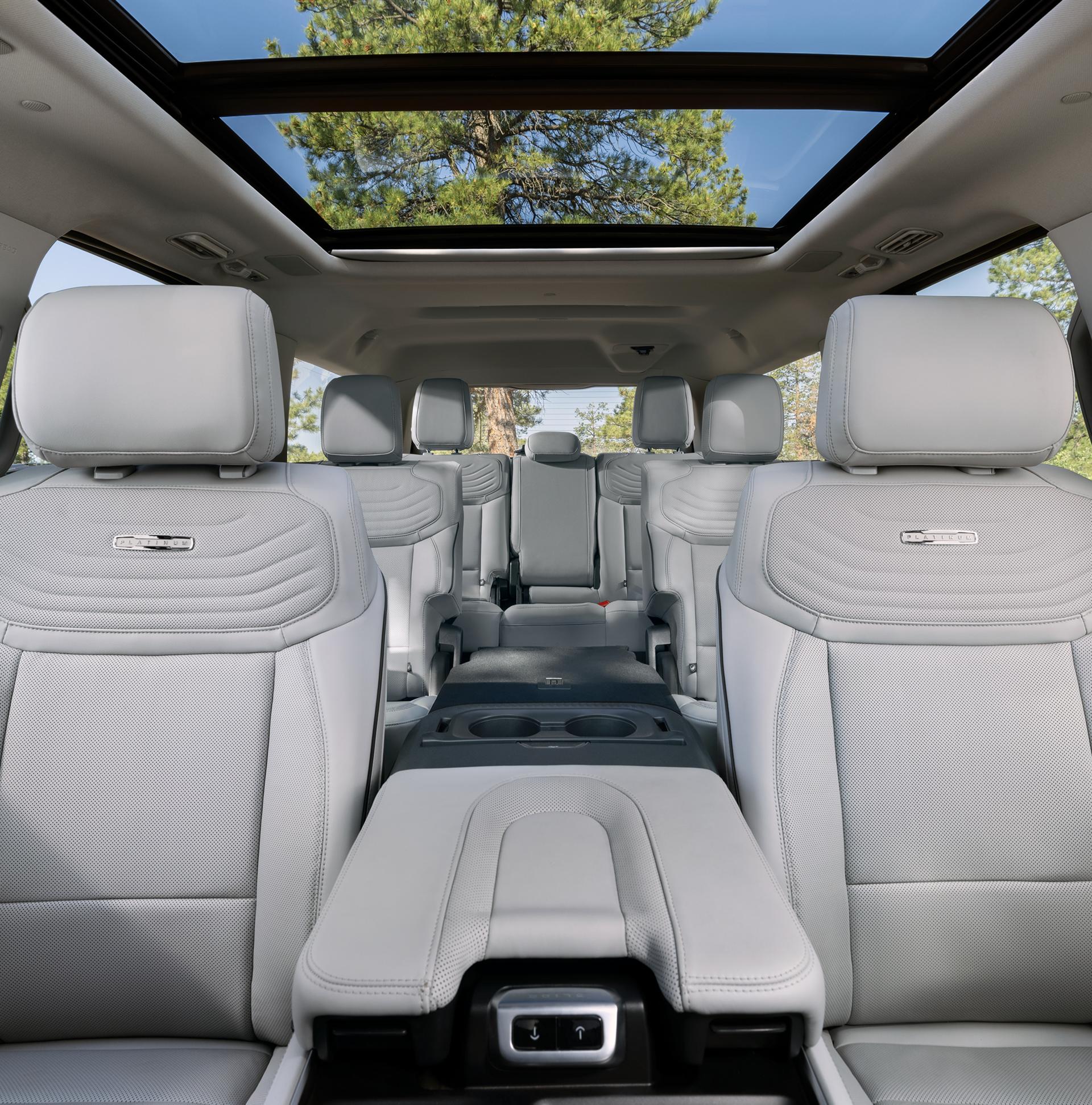 A 2026 Ford Expedition® Platinum™ SUV interior