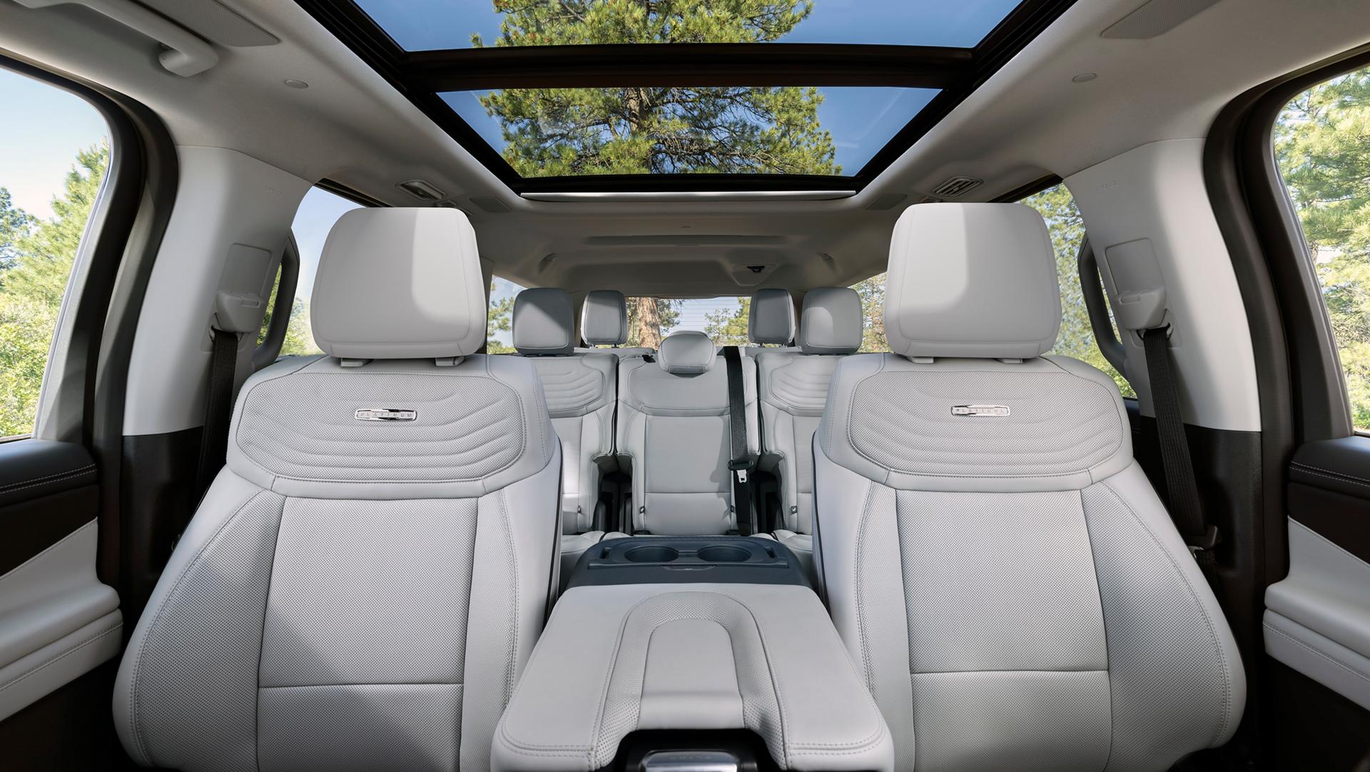 2027 Ford Expedition® Platinum™ SUV seating area