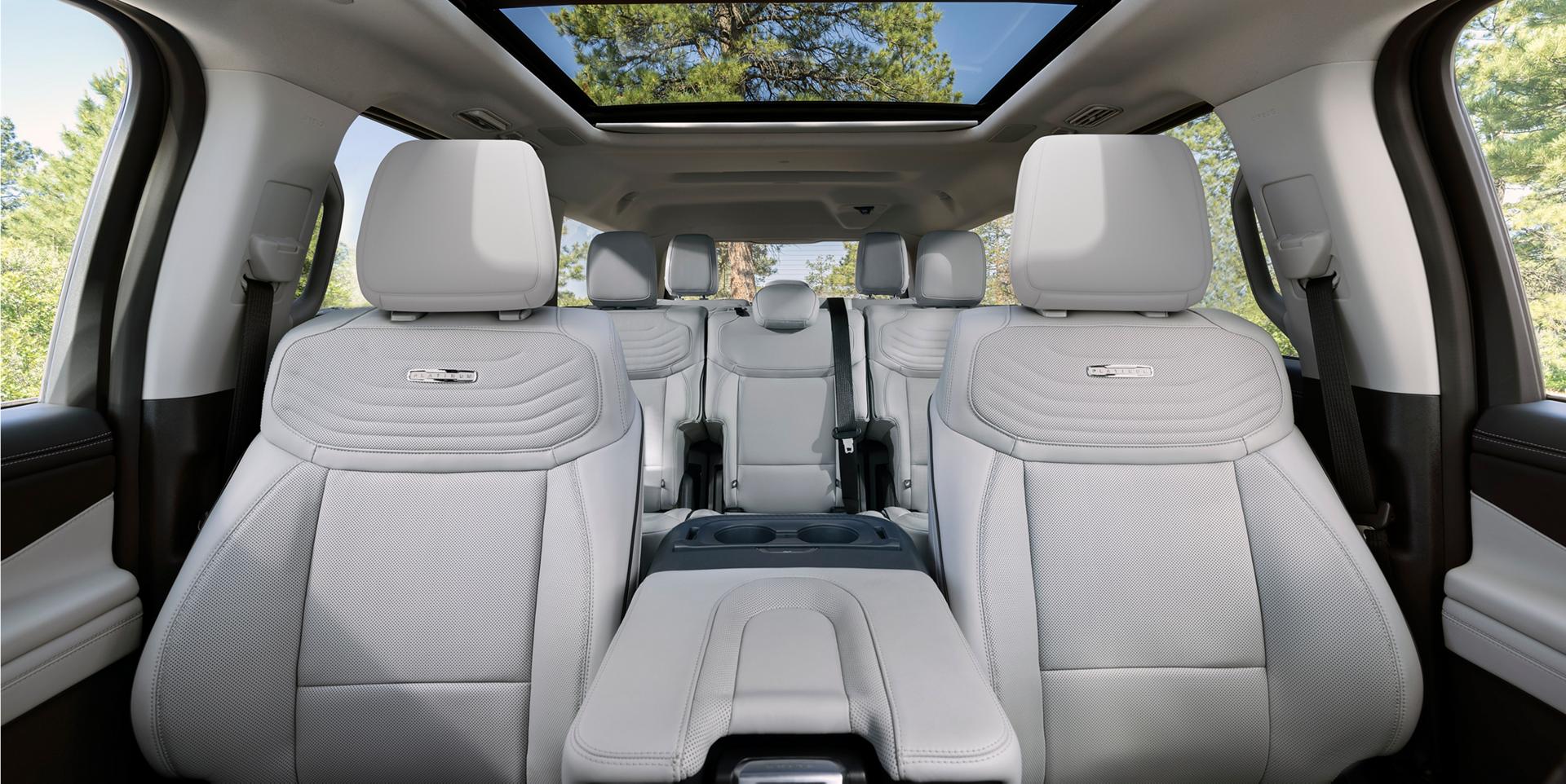 2027 Ford Expedition® Platinum™ SUV interior