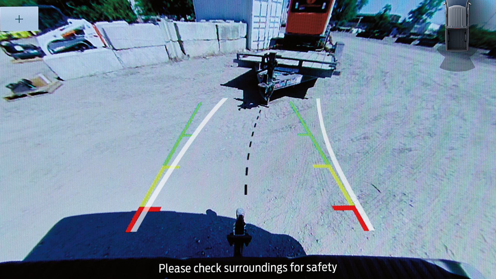 Dynamic Hitch Assist guidelines displayed on the center screen of a 2026 Ford F-150® truck