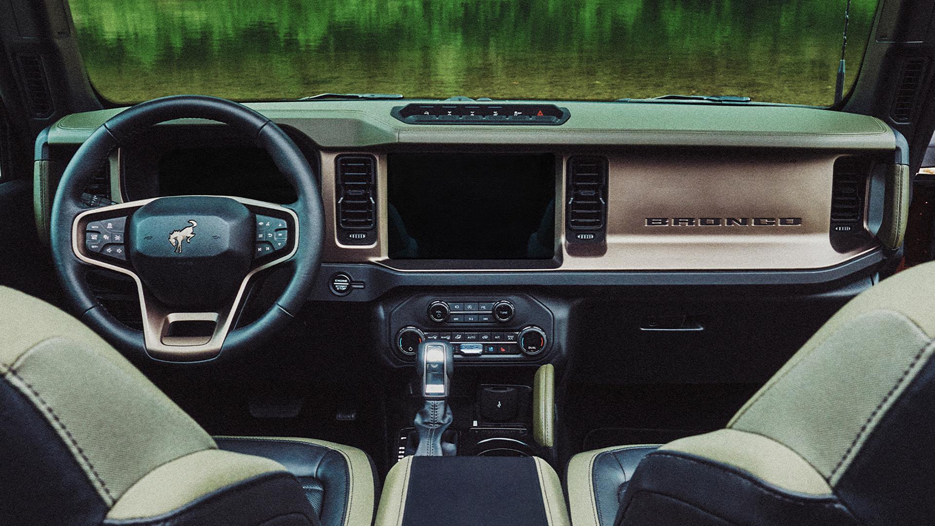 The dashboard and centre console inside a 2027 Ford Bronco® Filson SUV