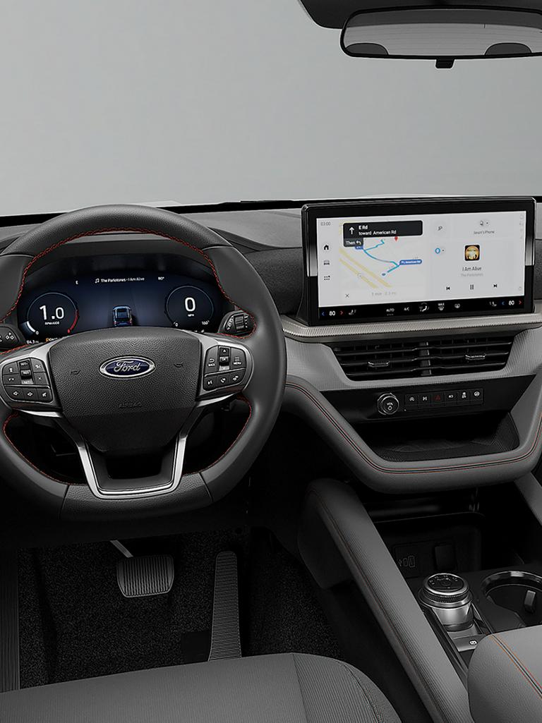The 13.2-inch centre display on a 2026 Ford Explorer® Active model