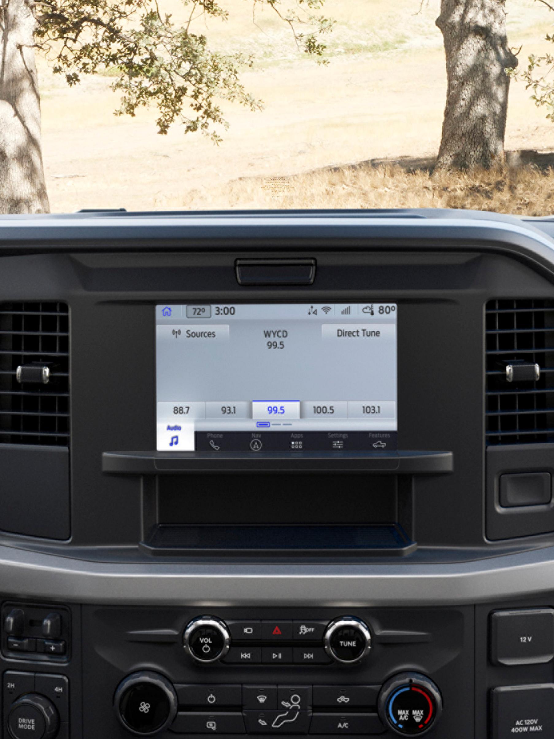 8" centre display with SYNC® 4