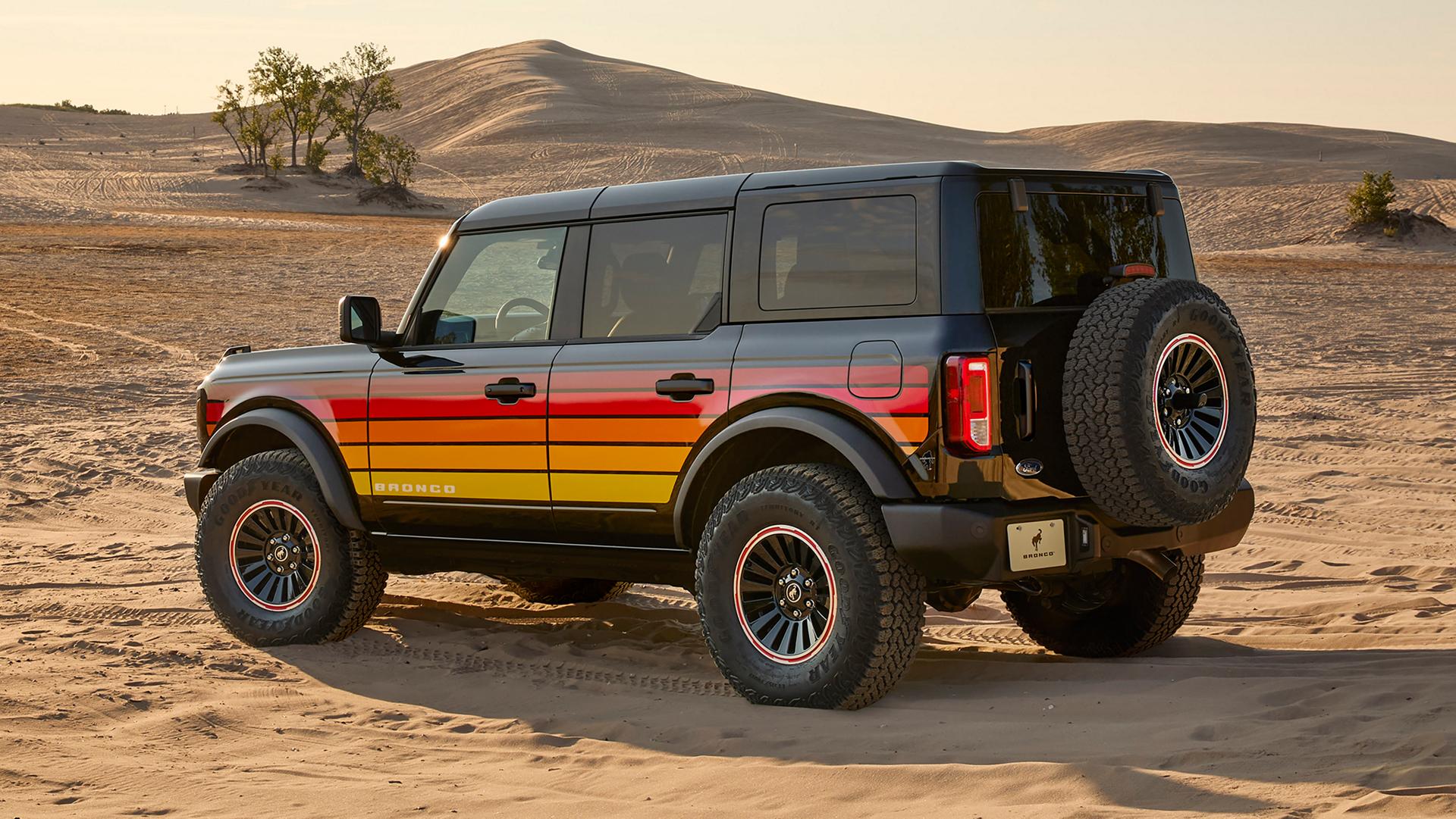 A 2026 Ford Bronco® SUV with the available Free Wheeling™ Appearance Package parked on a sandy beach