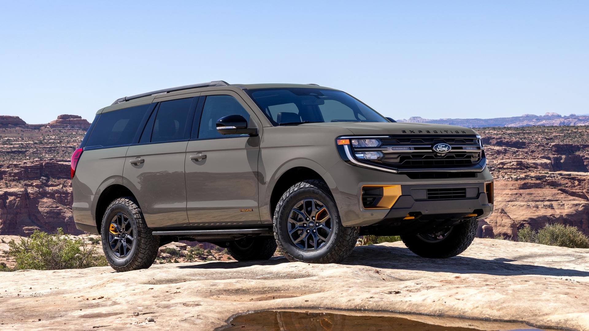 2026 Ford Expedition® Tremor® SUV in Marsh Grey